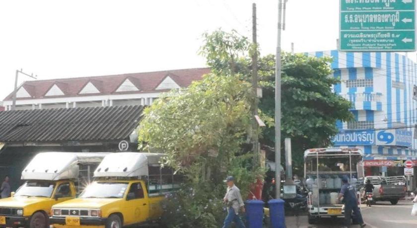 Thongphaphum Place Ngoại thất bức ảnh