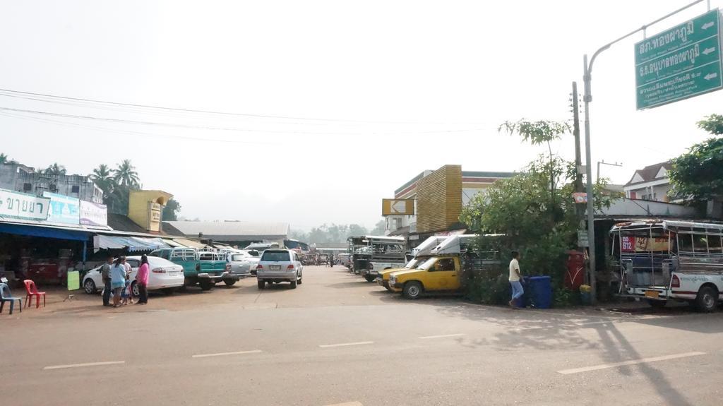 Thongphaphum Place Ngoại thất bức ảnh